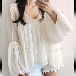 Flowy blouse